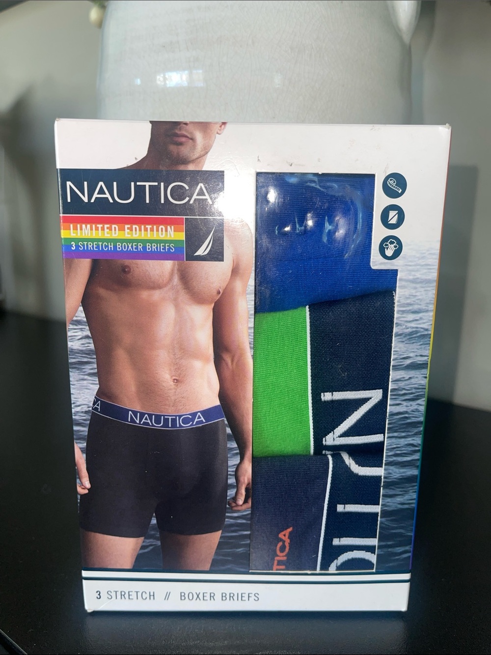 ❤️NEW!!!❤️ Nautica 3-Pack Boxer Briefs in Black, Blue, Green